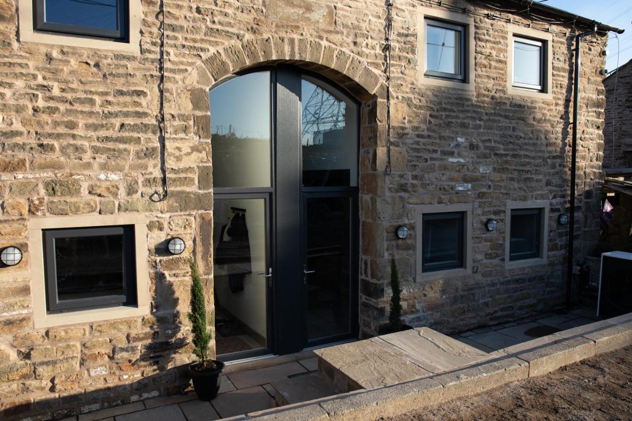 Unique Barn Conversion In Saddleworth Oldham Zewnętrze zdjęcie